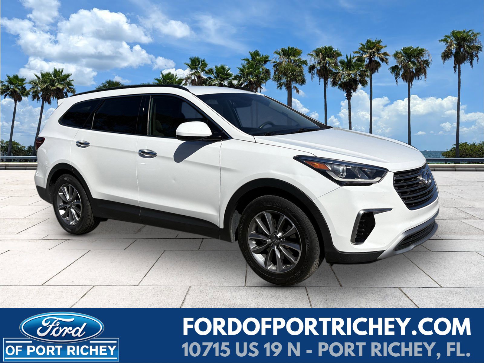 Used 2019 Hyundai Santa Fe XL SE image 1