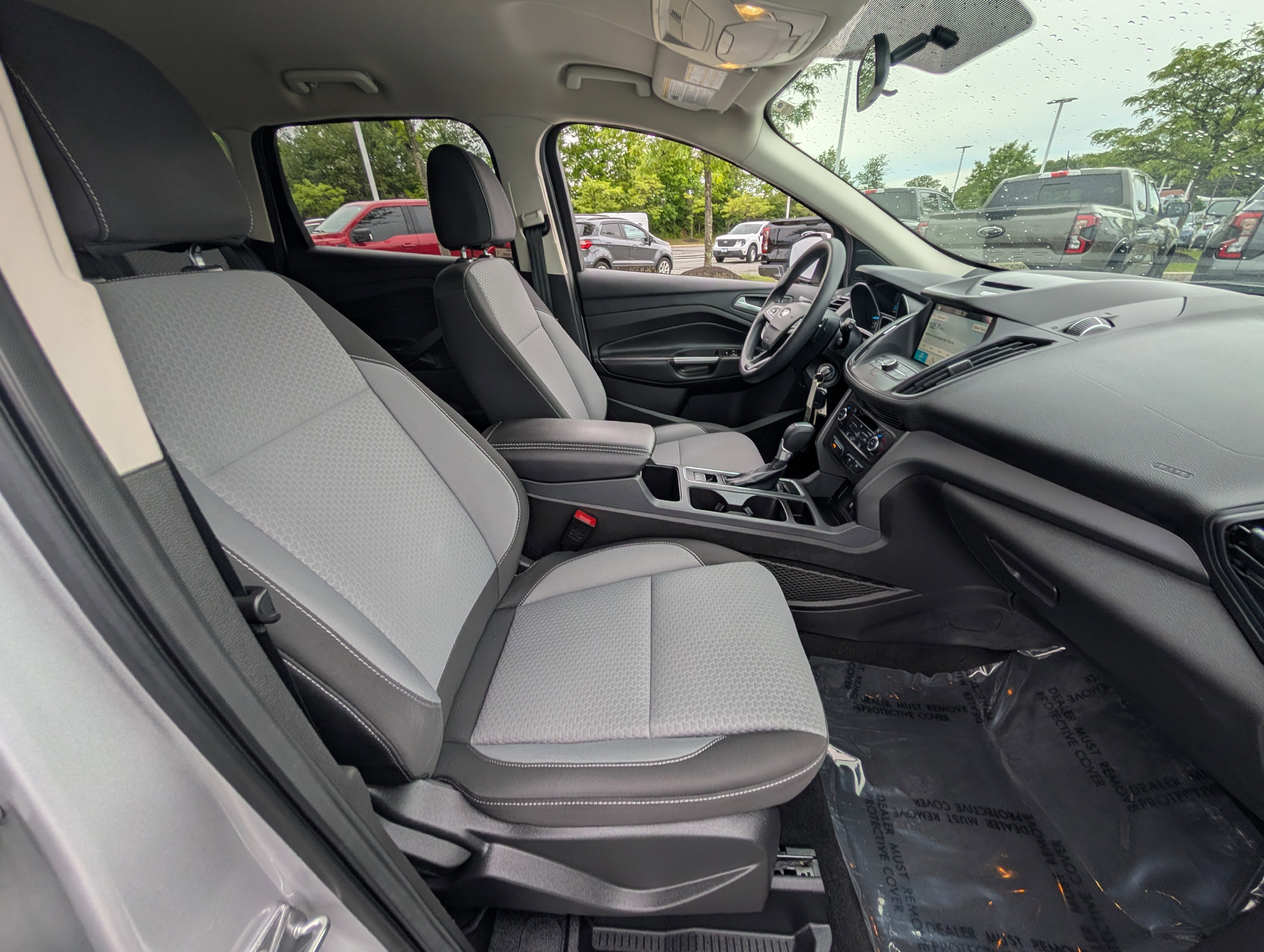 Certified 2017 Ford Escape SE w/ Equipment Group 201A AWD/4WD image 10