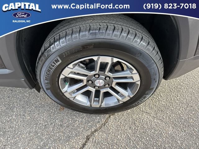 Used 2025 GMC Terrain Elevation image 13