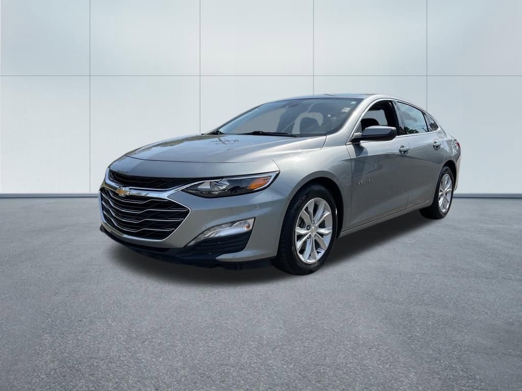 Used 2024 Chevrolet Malibu LT image 2