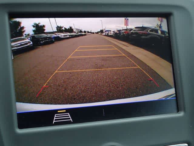 Used 2020 Chevrolet Equinox LT w/ Driver Convenience Package FWD image 26