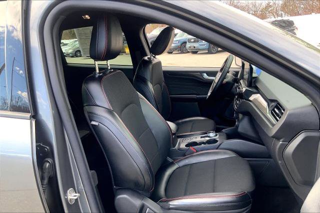 Certified 2025 Ford Escape ST-Line image 8