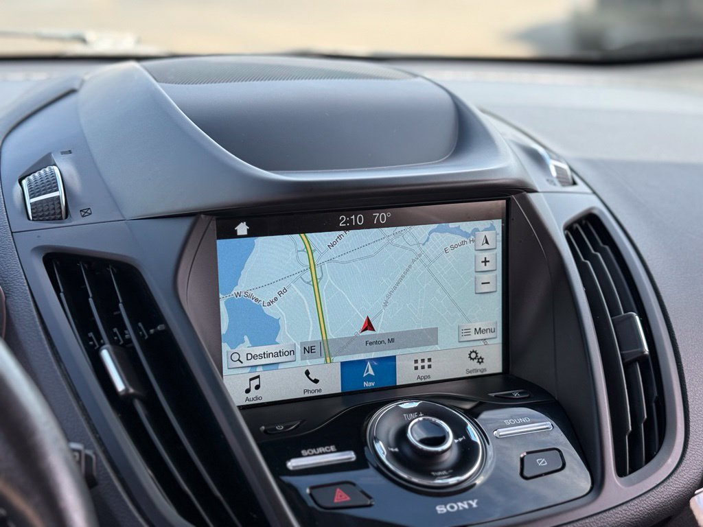Certified 2019 Ford Escape Titanium AWD/4WD image 3
