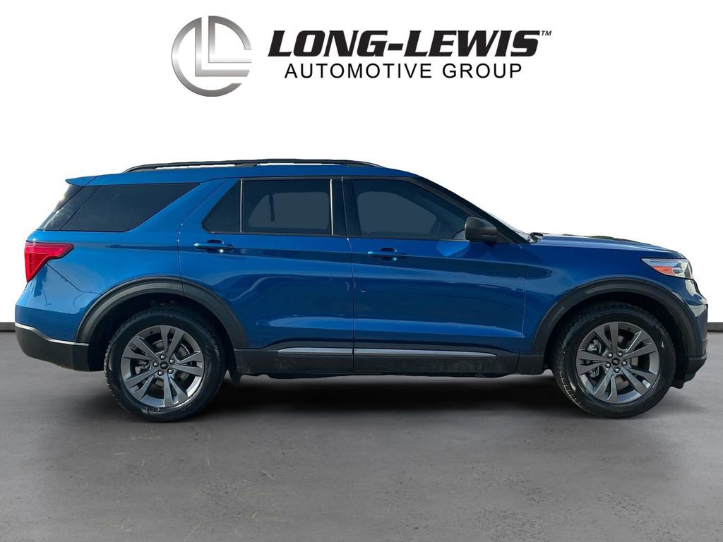 Certified 2021 Ford Explorer XLT w/ Equipment Group 202A AWD/4WD image 8