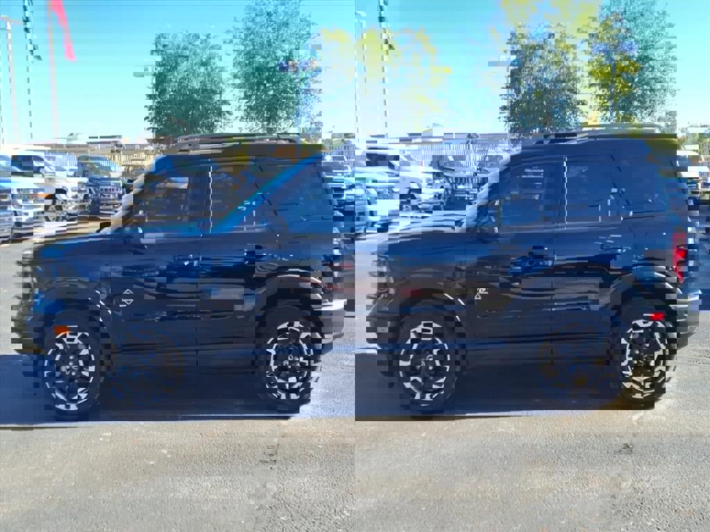 Certified 2023 Ford Bronco Sport Outer Banks w/ Tech Package image 7