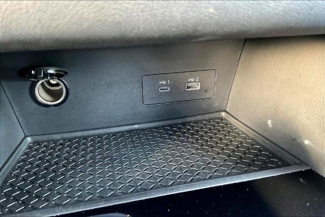 Used 2025 Nissan Pathfinder SV FWD image 16
