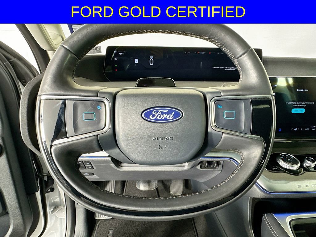 Certified 2025 Ford Expedition Max Platinum image 11