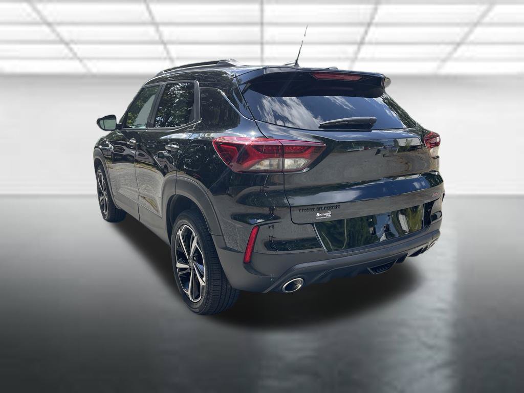 Used 2022 Chevrolet TrailBlazer RS FWD image 3