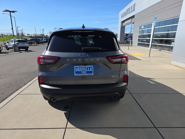 Certified 2025 Ford Escape ST-Line image 4