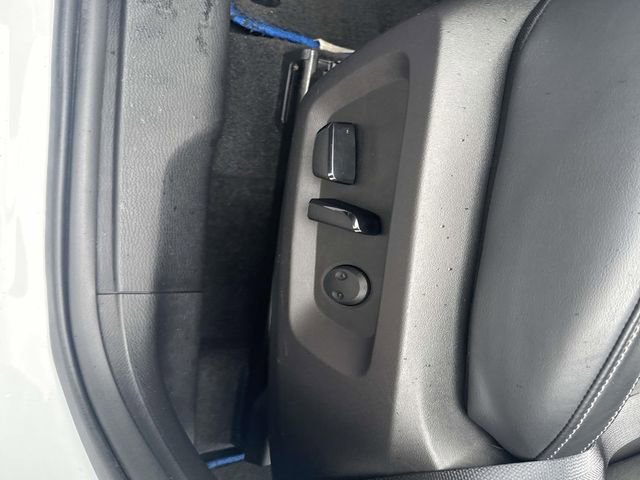 Used 2024 Mitsubishi Outlander 4WD Plug-In Hybrid image 21