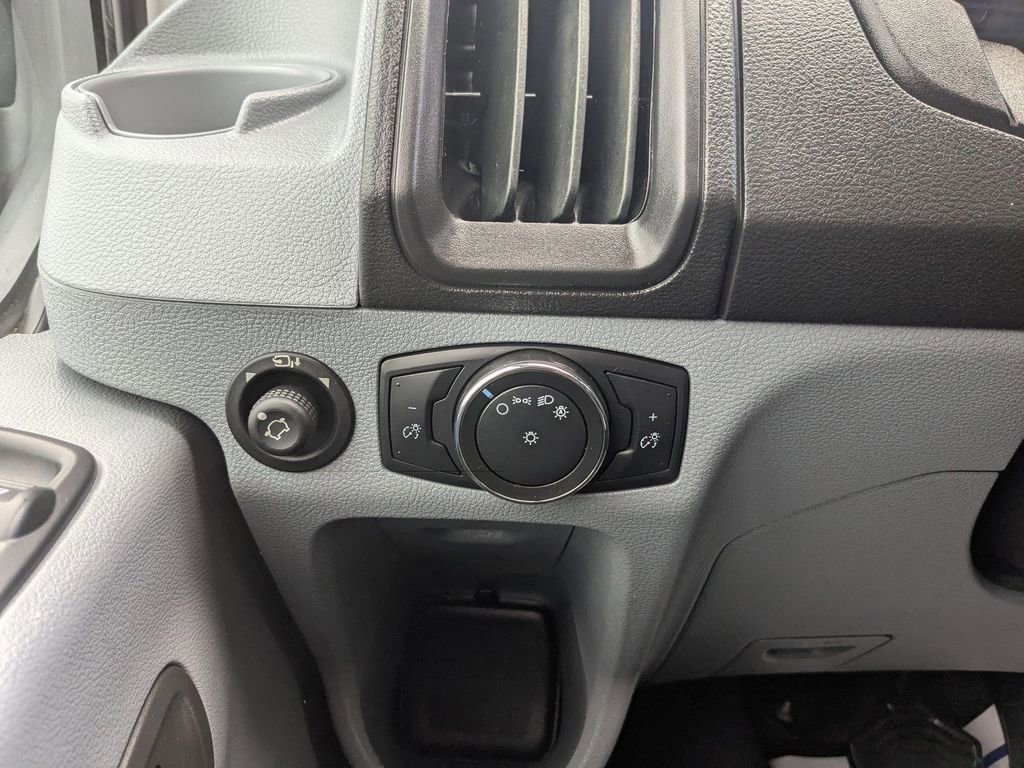Certified 2019 Ford Transit 150 XLT image 20