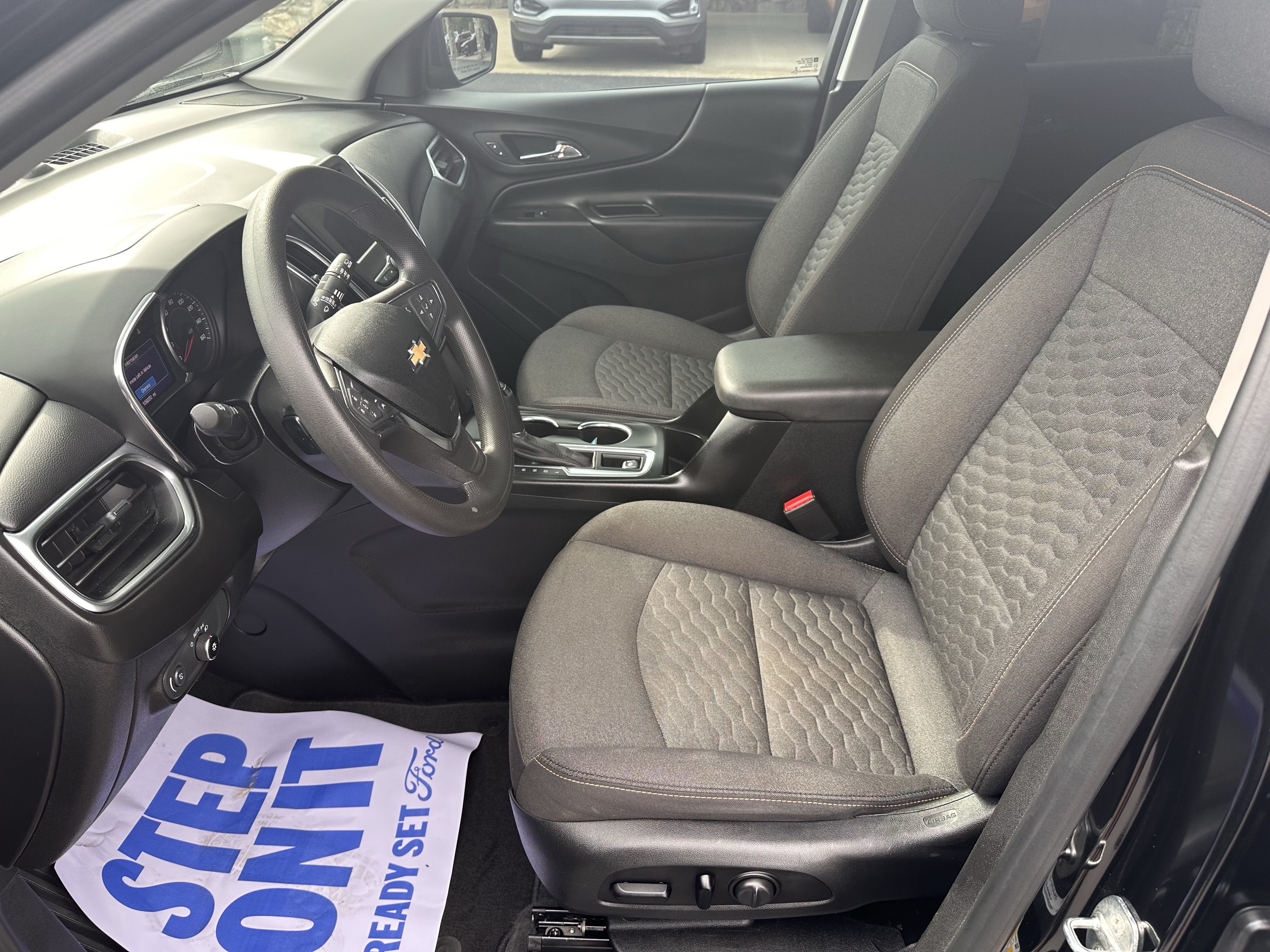 Used 2020 Chevrolet Equinox LT FWD image 10