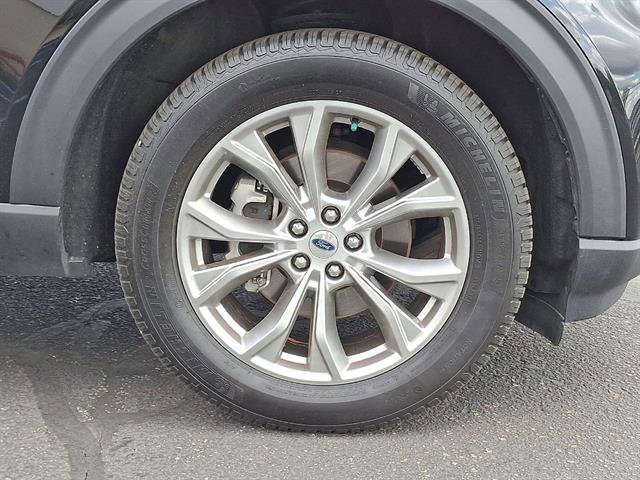 Certified 2022 Ford Explorer Limited w/ Equipment Group 301A AWD/4WD image 27