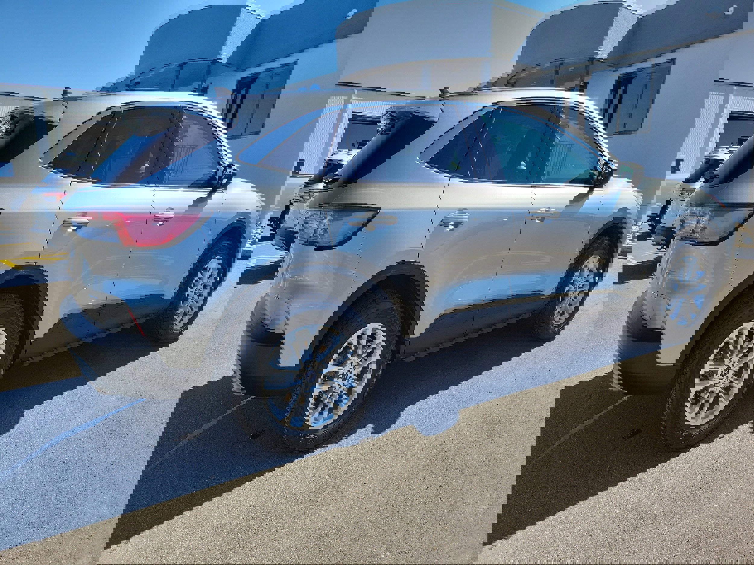 Certified 2022 Ford Escape SE w/ Convenience Package image 3