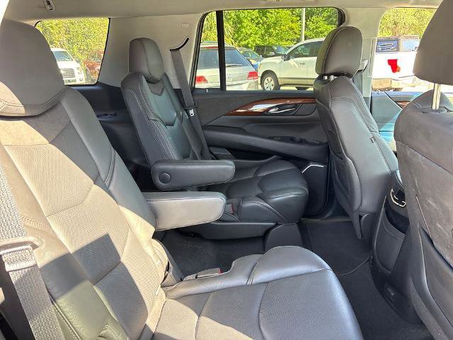 Used 2018 Cadillac Escalade 2WD image 29