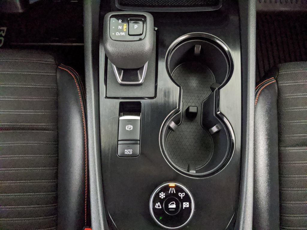 Used 2025 Nissan Rogue SV AWD/4WD image 9