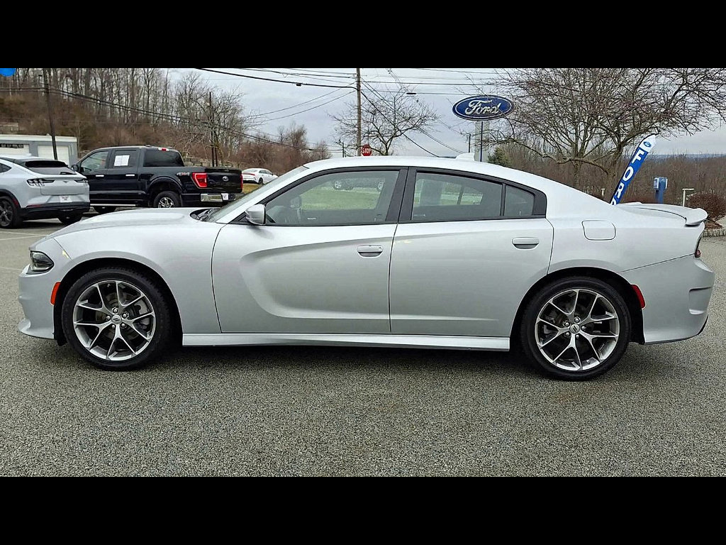Used 2022 Dodge Charger GT image 2