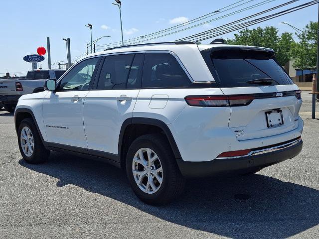 Used 2023 Jeep Grand Cherokee Limited AWD/4WD image 4