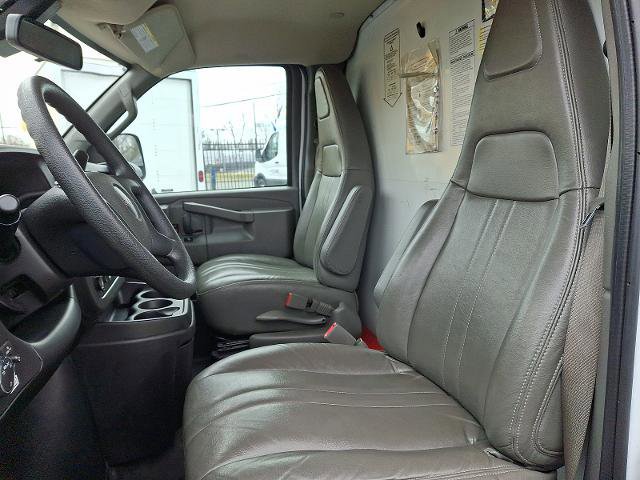 Used 2021 GMC Savana 3500 w/ Power Convenience Package image 12