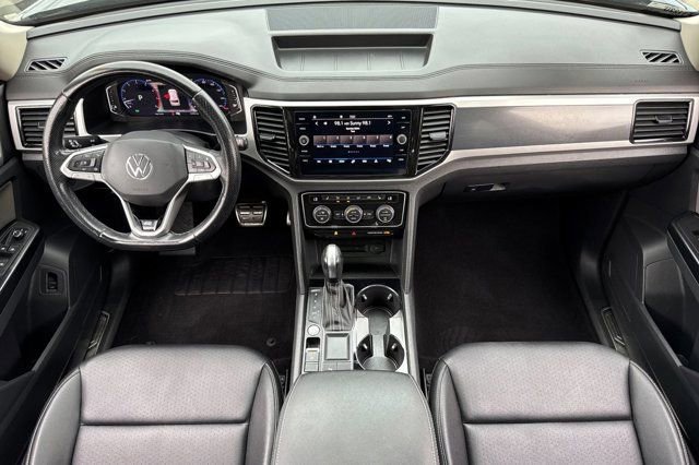 Used 2021 Volkswagen Atlas SEL R-Line image 15