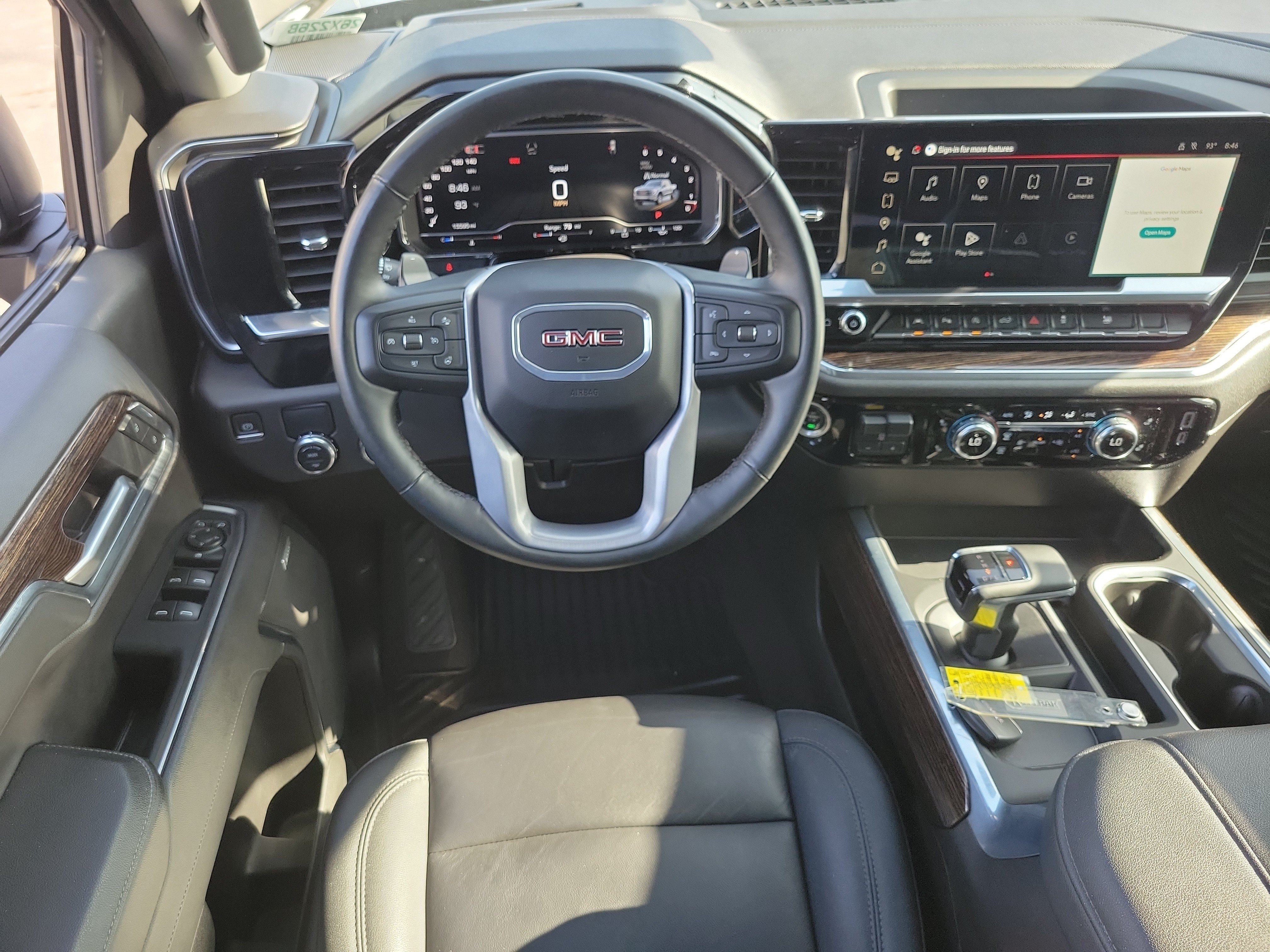 Used 2024 GMC Sierra 1500 Elevation w/ Elevation Premium Package RWD image 4