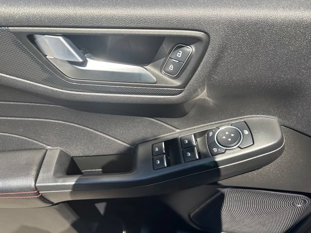 Certified 2023 Ford Escape ST-Line Select w/ Tech Pack #1 AWD/4WD image 15