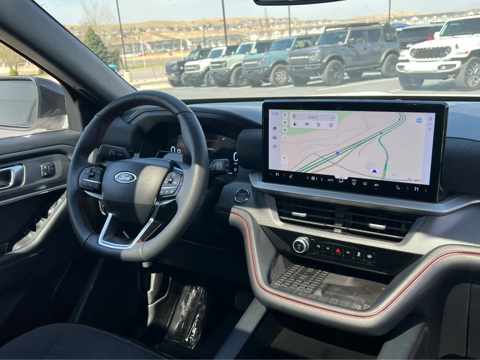 Certified 2025 Ford Explorer ST-Line w/ Premium Package AWD/4WD image 20