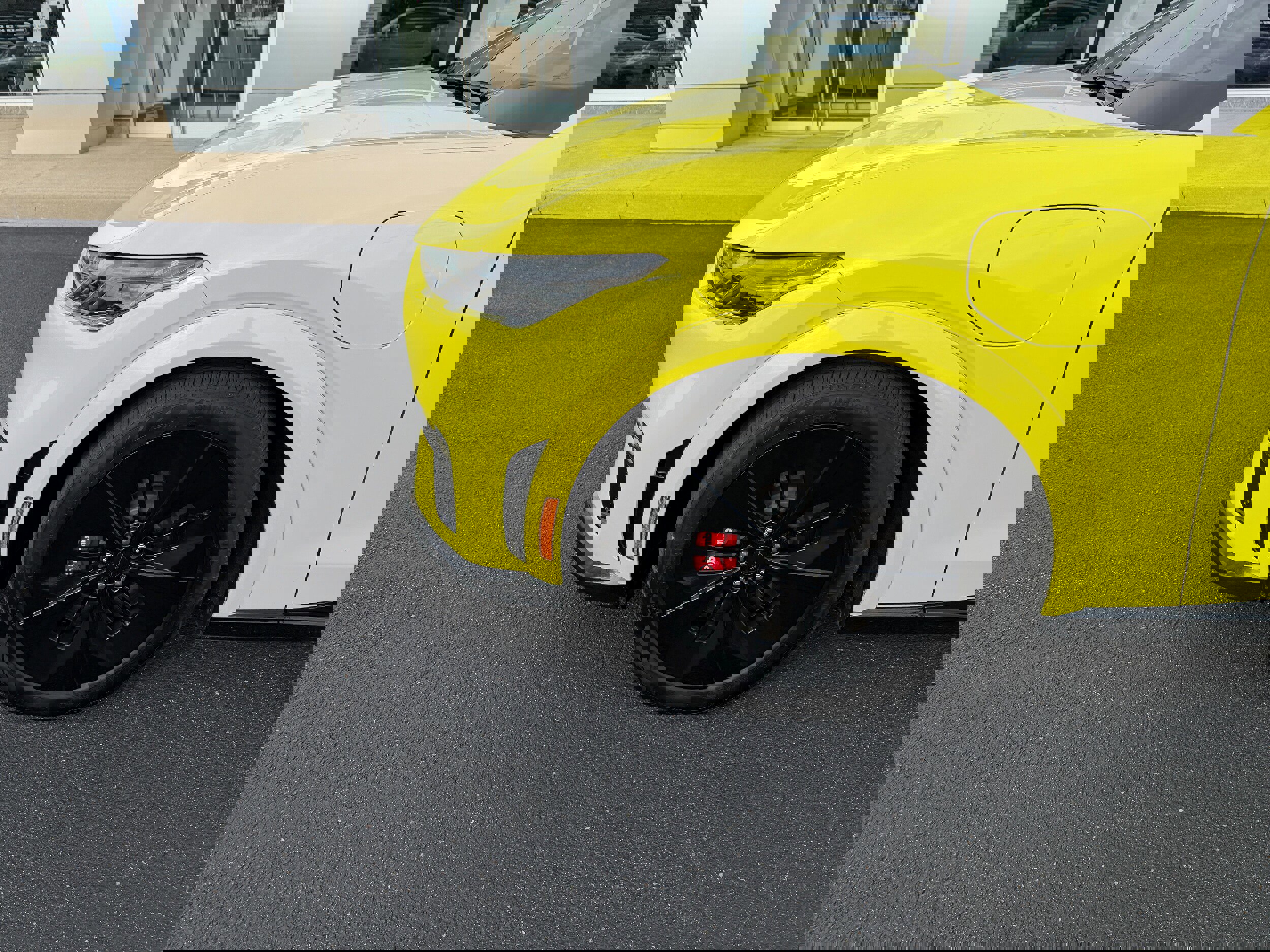 Certified 2025 Ford Mustang Mach-E GT image 11