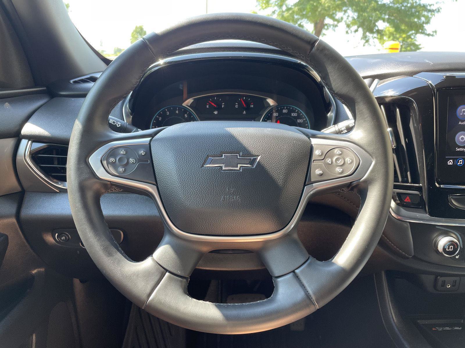 Used 2023 Chevrolet Traverse LT w/ Midnight/Sport Edition AWD/4WD image 12