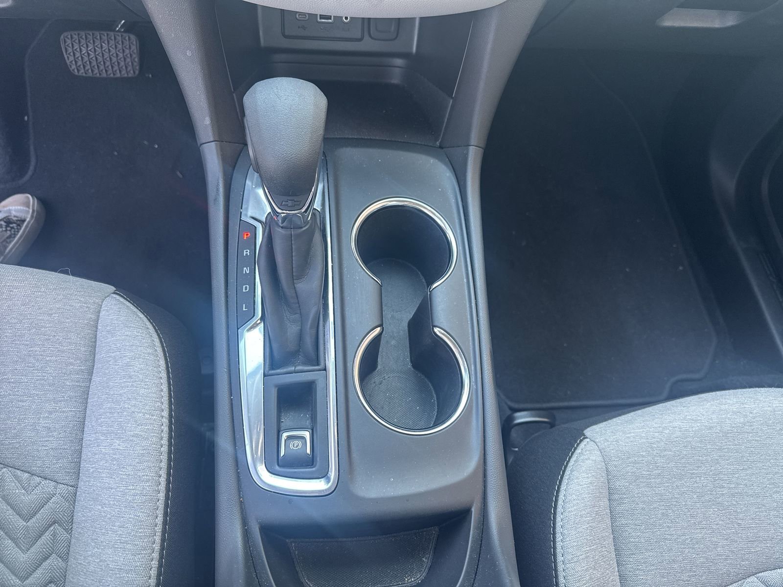 Used 2024 Chevrolet Equinox LS image 25