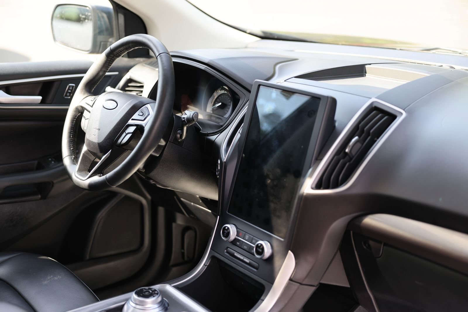 Certified 2024 Ford Edge SEL w/ Convenience Package AWD/4WD image 10