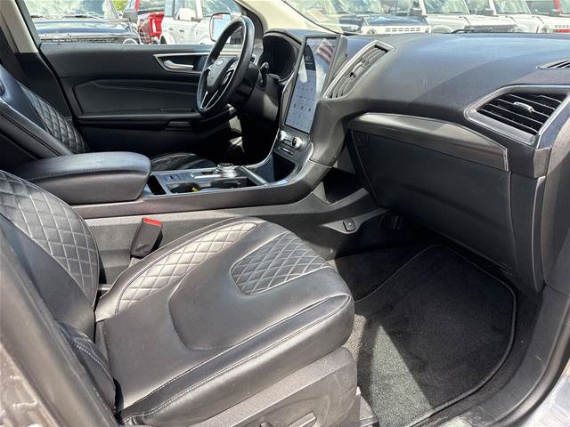 Certified 2024 Ford Edge Titanium AWD/4WD image 19