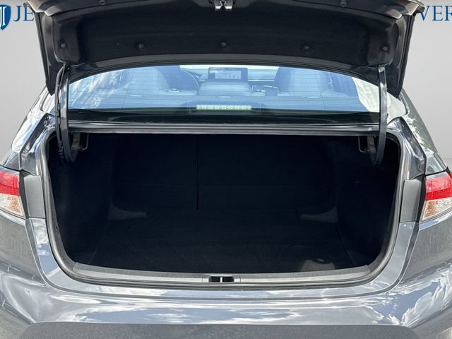 Used 2023 Toyota Corolla LE FWD image 17