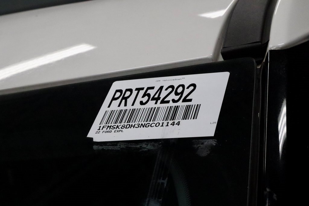 Certified 2022 Ford Explorer XLT w/ Equipment Group 202A image 38
