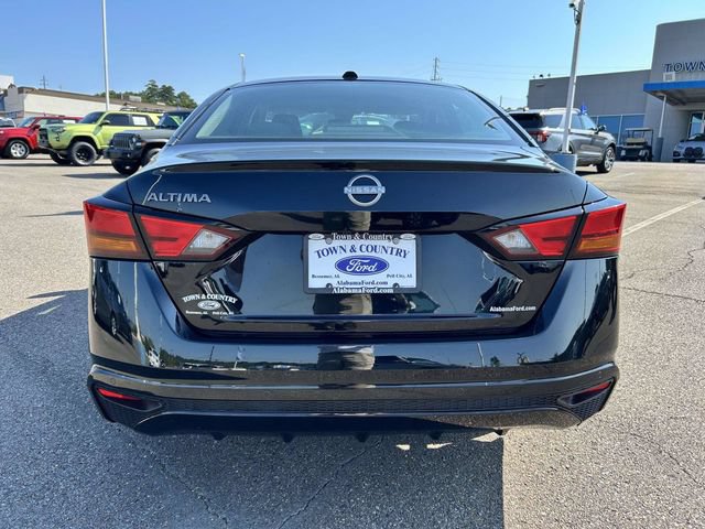 Used 2025 Nissan Altima 2.5 SV FWD image 29