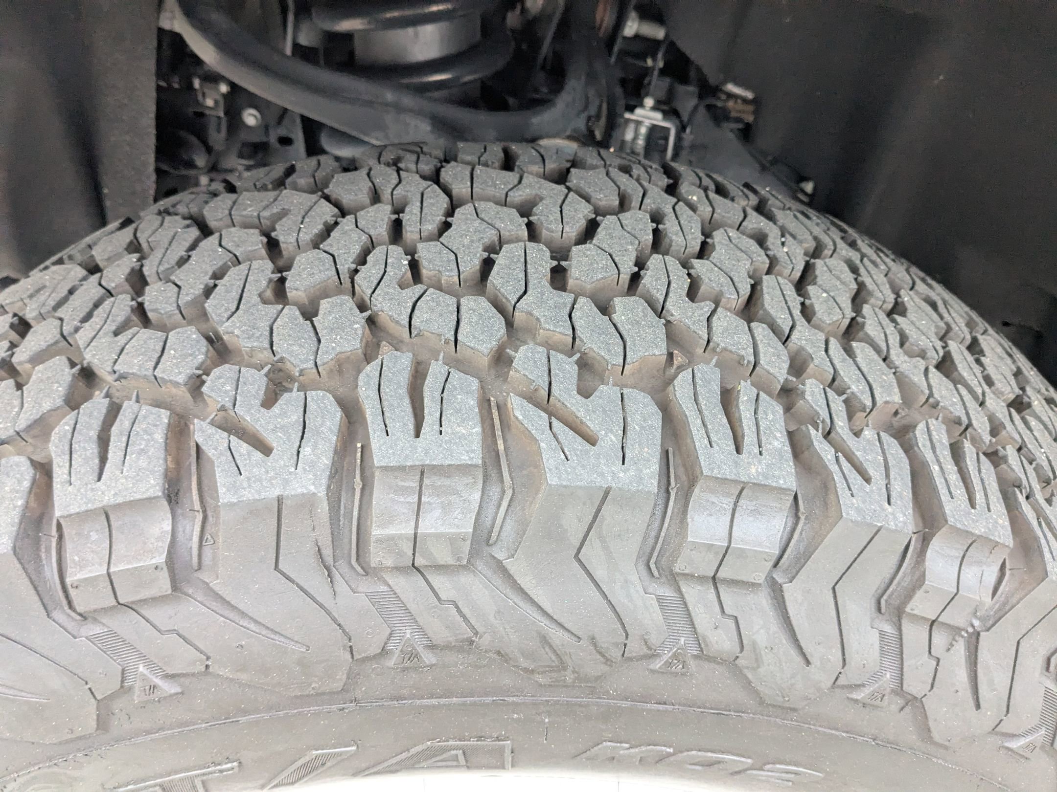 Certified 2024 Ford Bronco Raptor w/ Interior Carbon Fiber Pack 6 image 11