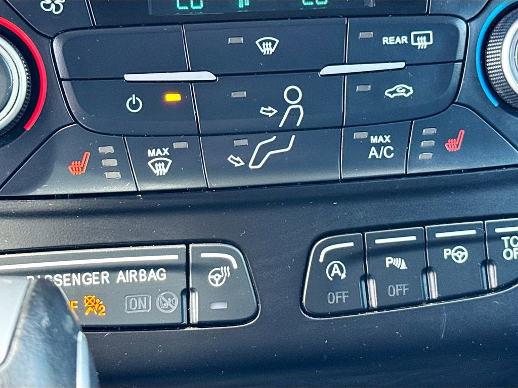 Certified 2019 Ford Escape Titanium FWD image 23