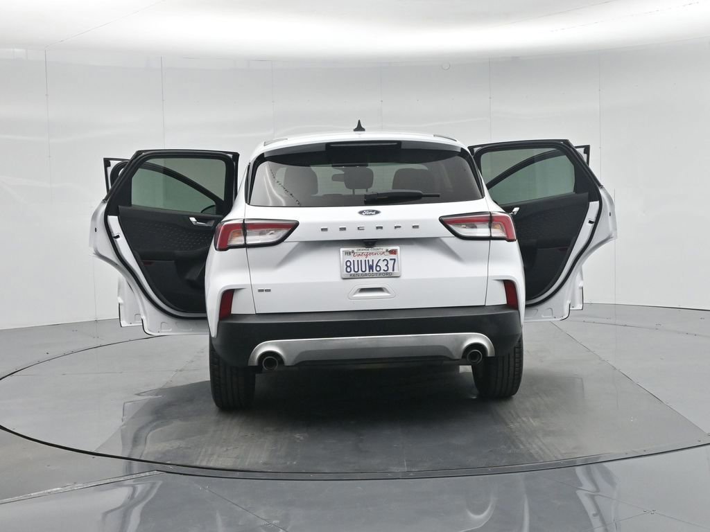 Certified 2020 Ford Escape SE image 56