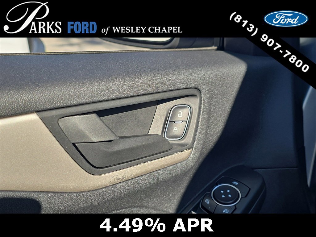 Certified 2022 Ford Escape SE w/ SE Sport Appearance Package image 17