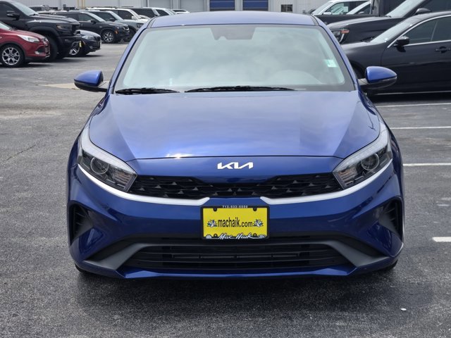 Used 2024 Kia Forte LXS w/ LXS Technology Package FWD image 2