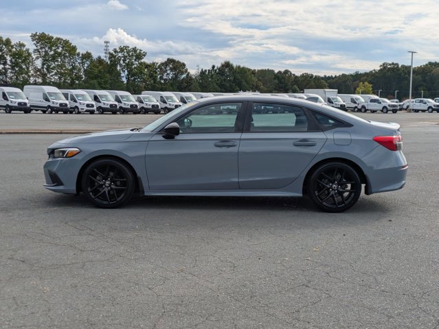 Used 2022 Honda Civic Sport image 2