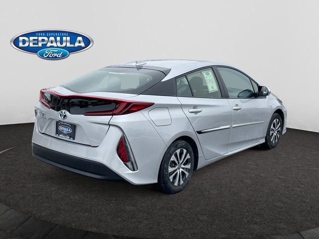 Used 2022 Toyota Prius Prime LE image 3
