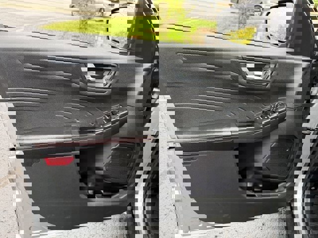 Certified 2024 Ford Escape ST-Line image 8