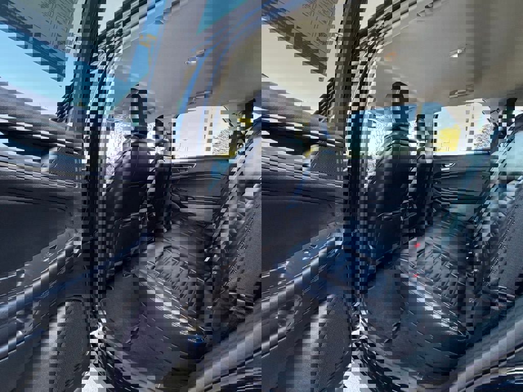 Certified 2022 Ford Edge SEL w/ Convenience Package image 30