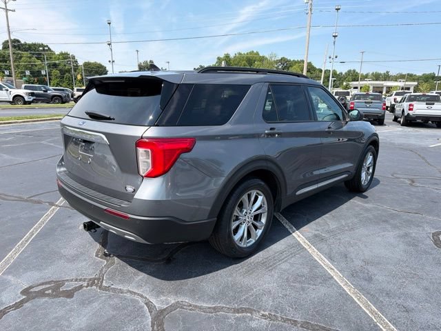 Certified 2023 Ford Explorer XLT w/ Equipment Group 202A RWD image 7