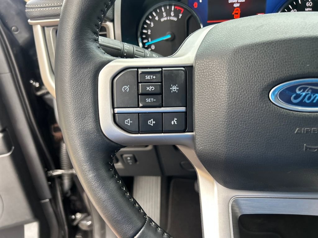 Certified 2024 Ford Expedition XLT image 22