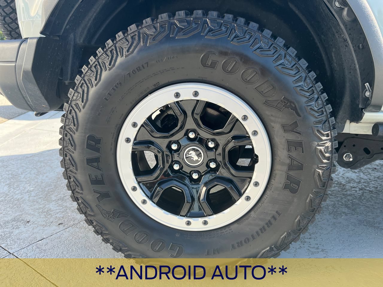Certified 2023 Ford Bronco Badlands AWD/4WD image 19