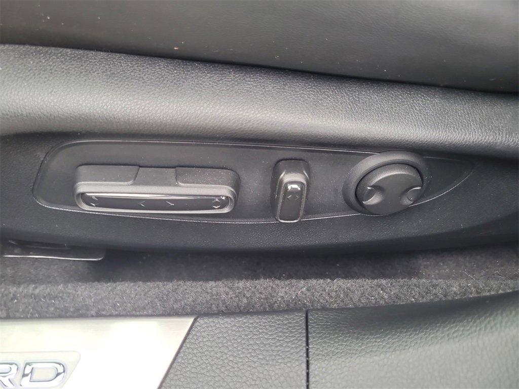 Used 2024 Honda Accord Touring image 18