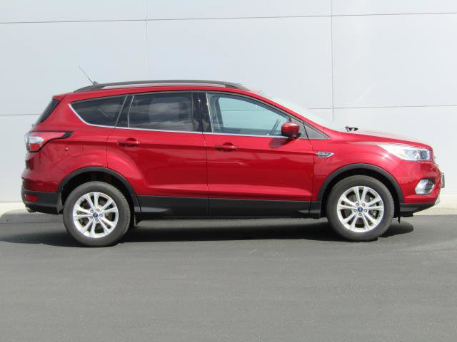 Certified 2018 Ford Escape SE w/ SE Sync 3 Package AWD/4WD image 3