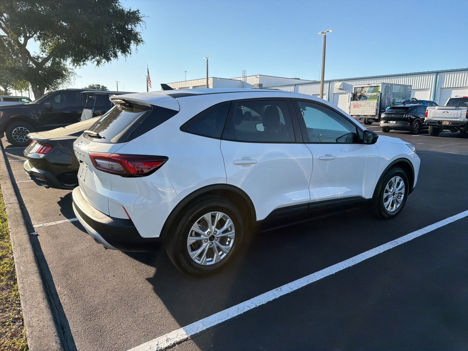 Certified 2025 Ford Escape Active w/ Tech Pack #1 FWD image 5